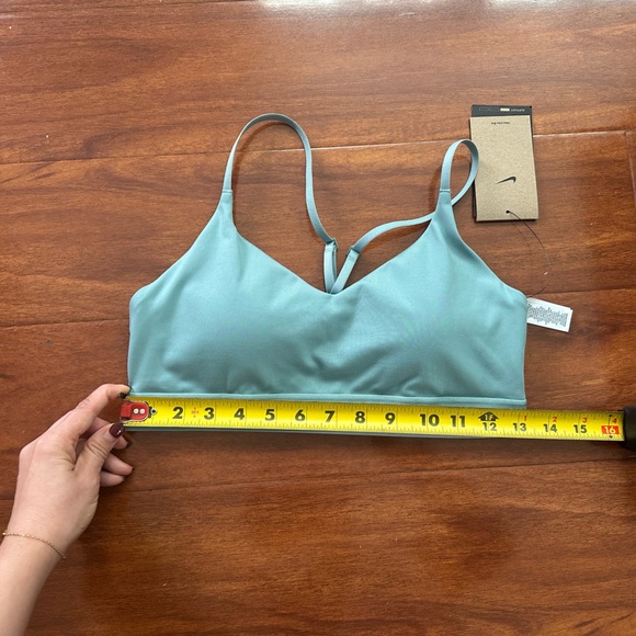 Nike Indy Light Support Women's Padded Sports Bra - Picture 4 of 5